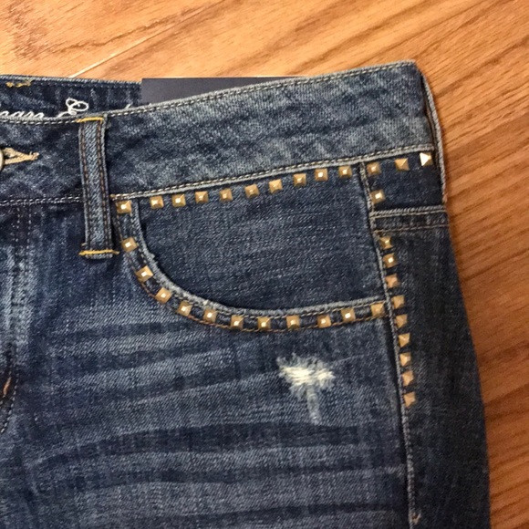 NWT American Eagle BOYFIT Distressed Shorts - Picture 4 of 8